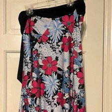 RAMPAGE SIZE MEDIUM FLORAL SKIRT TIE ON SIDE HIGH LOW HEM FLOWY FABRIC