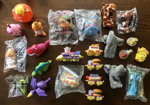 Huge Lot Of 89 Vintage 1990s McDonald's Happy Meal, Sonic Wacky Pack, Wendy’s - Picture 4 of 9