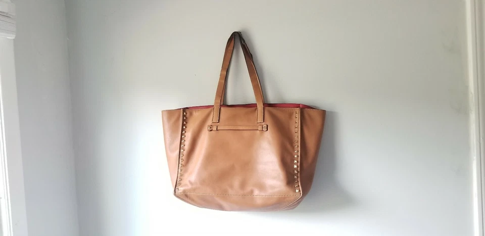 Bolso trapecio VALENTINO Valentino Garavani Rockstud Foto 3 de 4