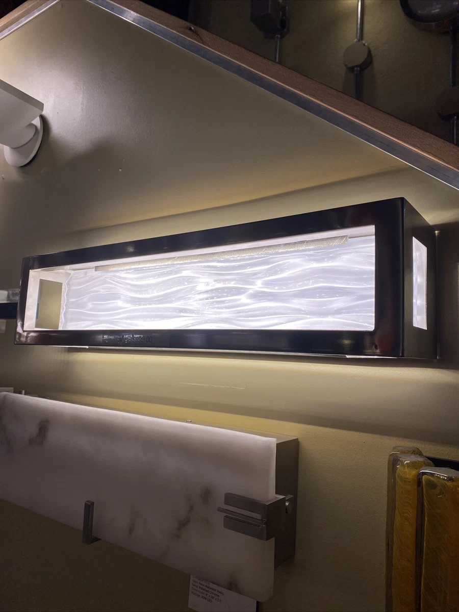 MODERN FORMS Shock Waves 20 Vanity Light Brushed Nickel DISPLAY