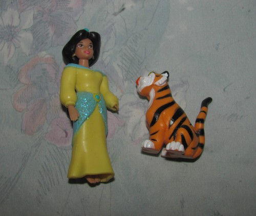 Disney Polly Pocket Doll Princess 