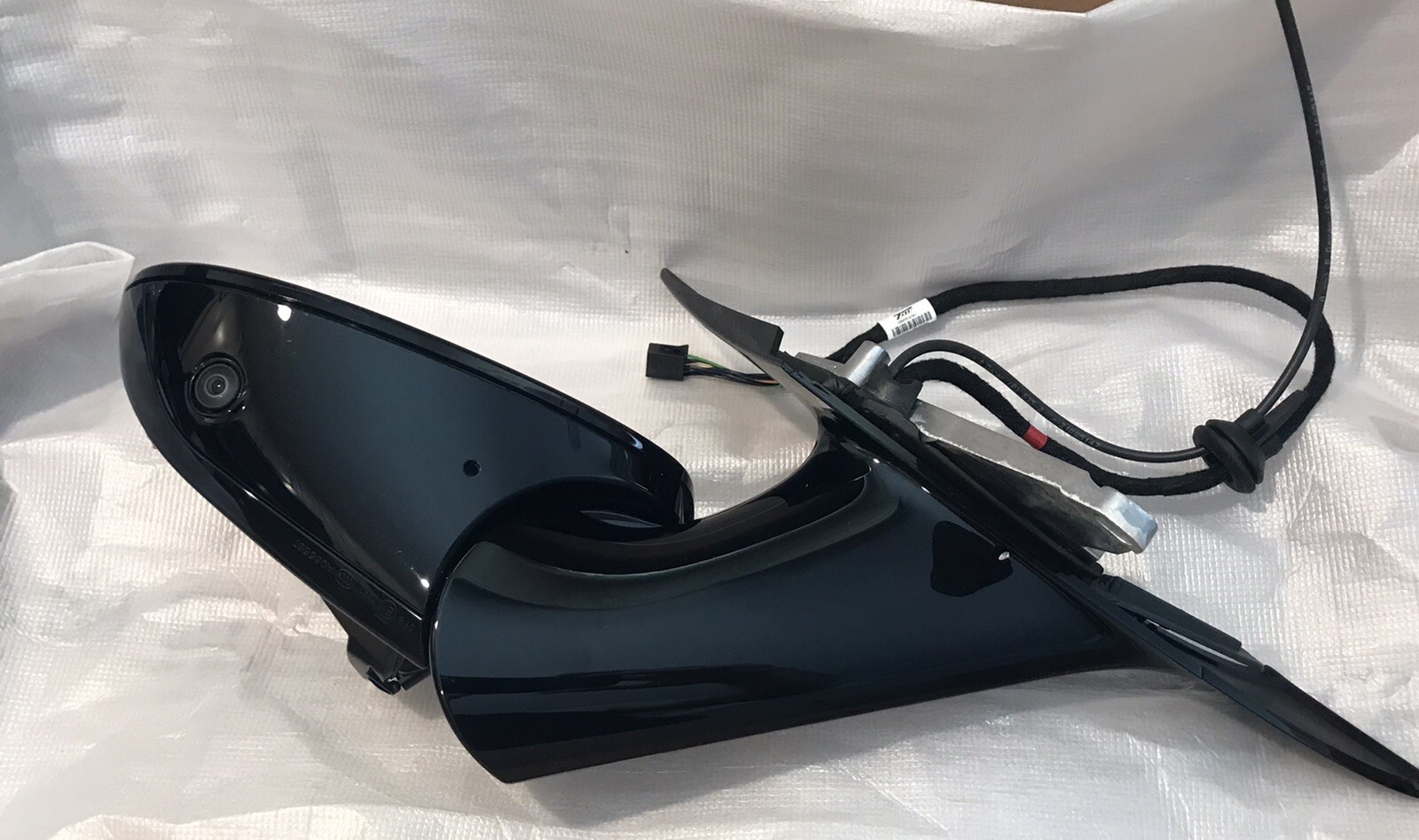 2017 Aston Martin DB11 Side View Mirror Assmbly 181120-S30348 HY53 17682AF Left
