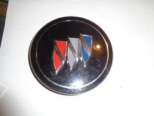NOS 1990s 1995,1997 lesabre buick hubcap wheel center nos gm scuff