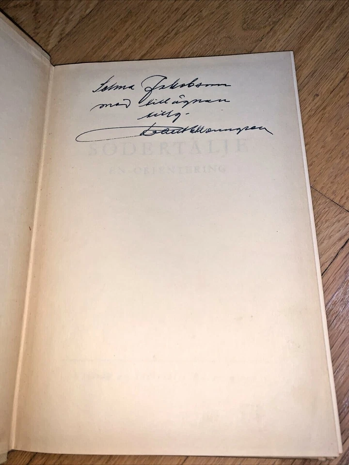 1947 Swedish Book SODERTALJE EN ORIENTERING signed by Author - ROTARY INTERN. - Imagem 2 de 4