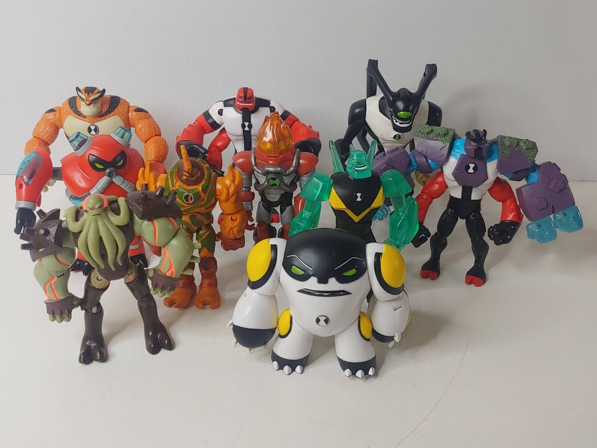 Lot Of 10 Collectable Ben 10 Alien Action Figures - SEE