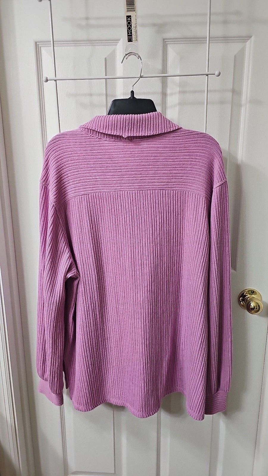 Hailey & Co Ribbed Button Down Shacket Jacket in … - image 7