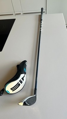 TaylorMade SIM2 Max Hybrid / Rescue #3 / 19° Loft / R-Flex / Neuwertig
