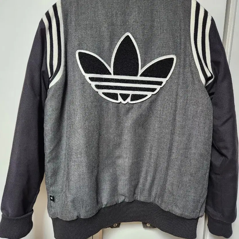 Adidas Basti Bomber Jacket Padded 100 thumbnail 4