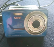 Kodak EasyShare M340 10.2MP Digital Camera - Blue W/charger
