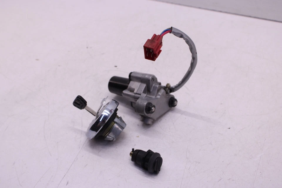 98-11 JUEGO DE LLAVES DE ENCENDIDO YAMAHA V STAR 650 OEM CON TAPA DE GAS cubierta bloqueo Foto 4 de 4