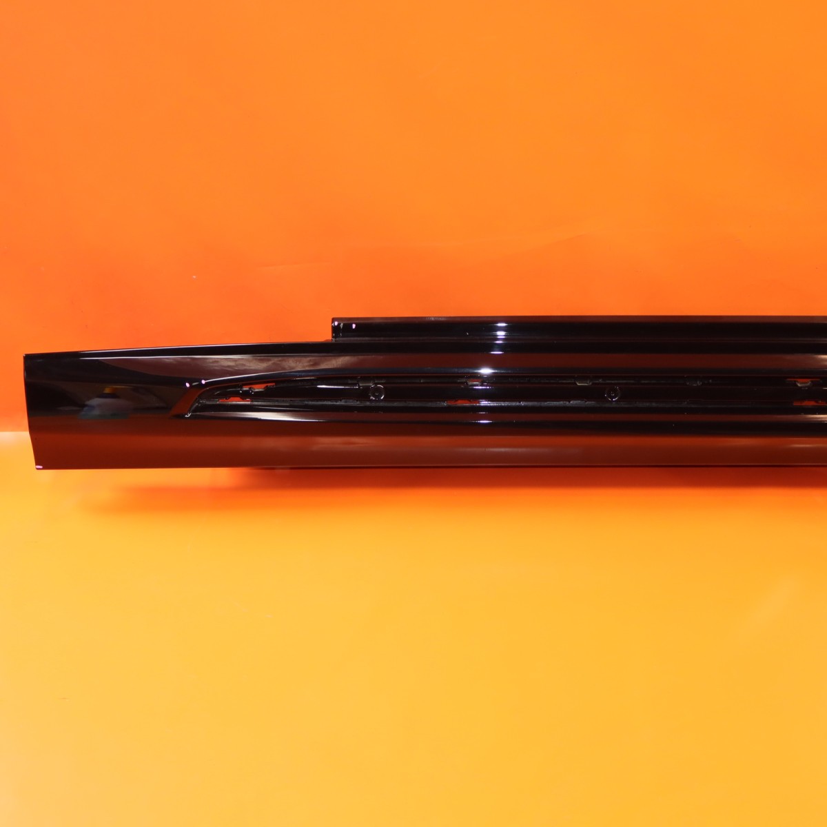 Rolls-Royce Spectre 2024 Right Rocker molding
