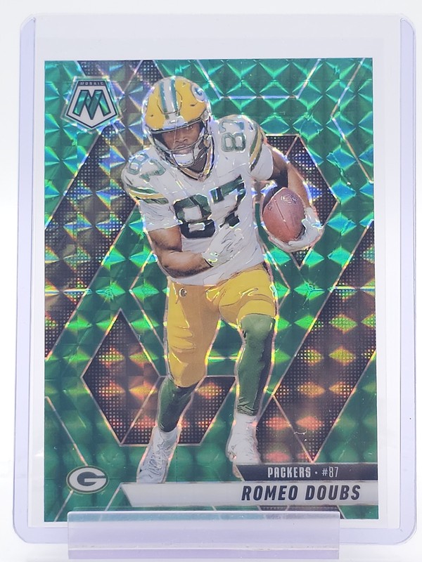 ROMEO DOUBS 2025 MOSAIC GREEN MOSAIC PRIZM #130 FOOTBALL PACKERS Q7183