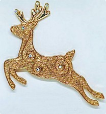 CHRISTMAS Leaping REINDEER Magnetic Needle Minder by Canvas Bling