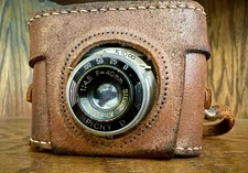 Boltax I Picny D Vintage Subminiature Camera w/ 40mm Picner Anastigmat & Case