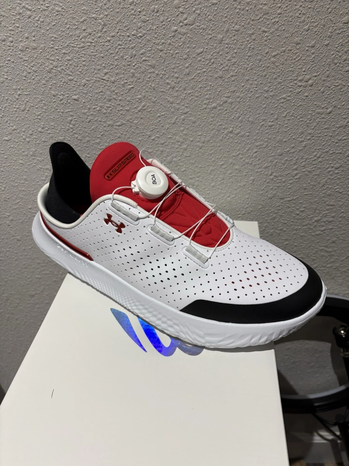 Mens Size 11 Under Armour SlipSpeed Training Shoes 302049 White/Red/Black NEW