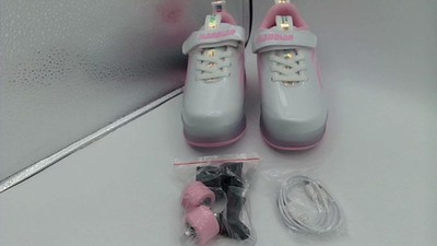 New Jiandian Girls White & Pink USB Recharging LED Roller Skates Shoes So Cool