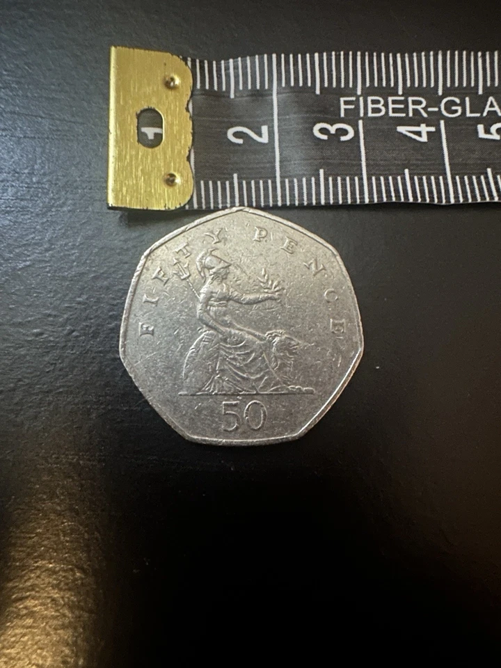1997 Great Britain 50 Pence Coin Large Coin Circulated - Image 2 of 2