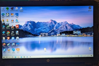 HP Laptop 15-AY011NR  i5-6200U CPU 2.30 Ghz  16GB RAM 120 SSD new Battery