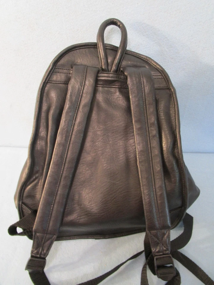 MOCHILA DISNEY WORLD de colección negra imitación cuero BORDADA MICKEY GOOFY bolso Donald Foto 3 de 4