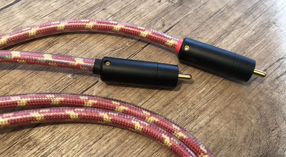 ACROTEC 6N 3010 1m x2 /Analog-Digital/ Hi End Pure Copper RCA