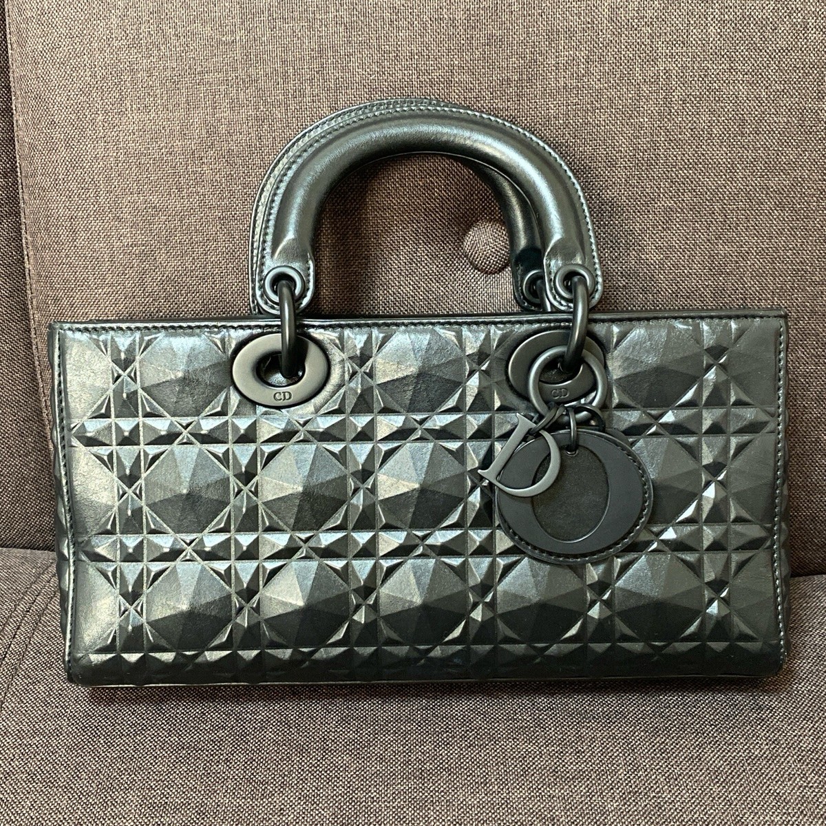Dior Lady D-Joy Medium Shoulder Bag Black Calf Crossbody w Dior Lady D-Joy Medium Shoulder Bag Black Calf Crossbody w