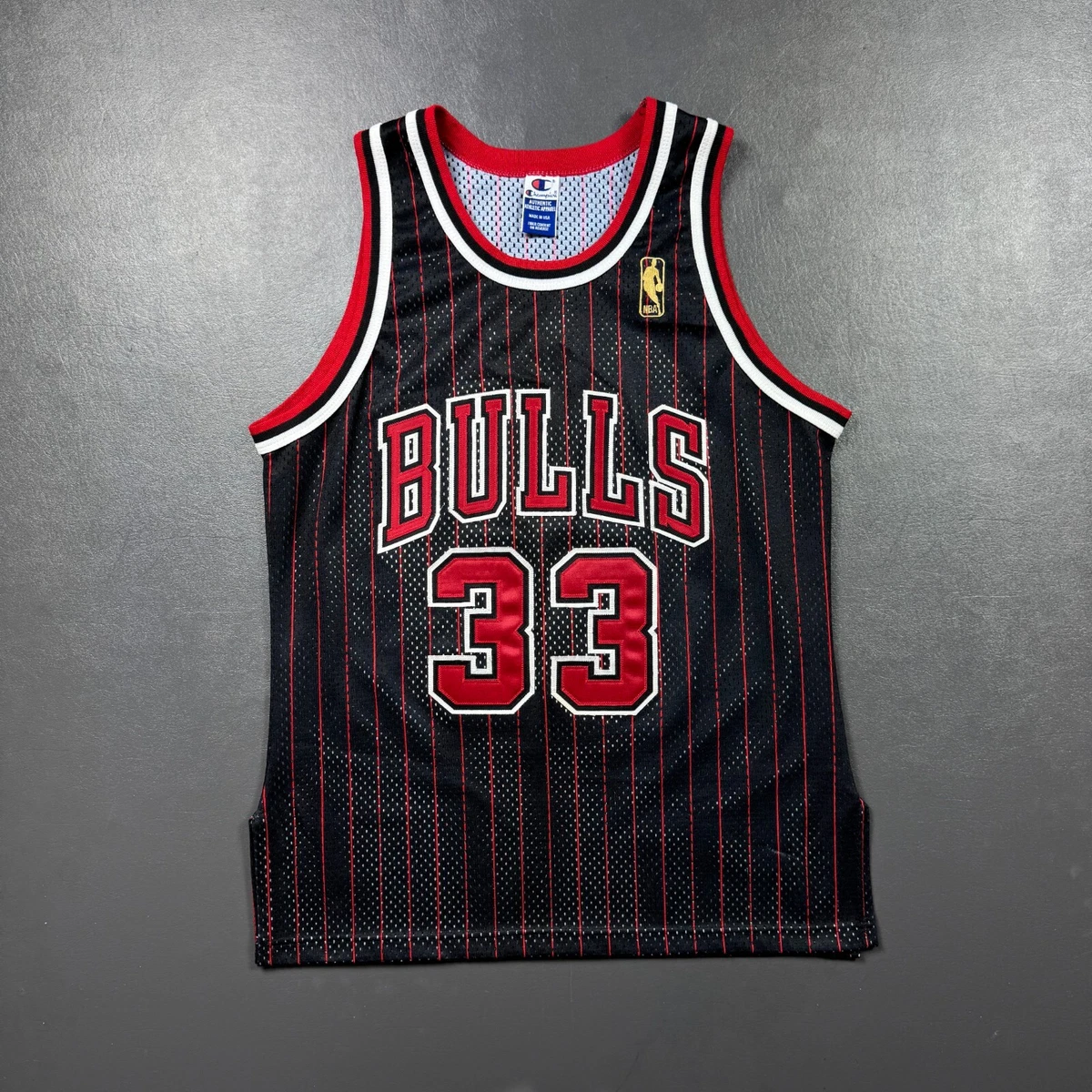 Champion Scottie Pippen Chicago Bulls NBA Fan Apparel & Souvenirs