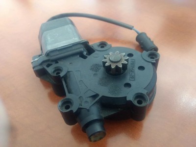 BMW E30 Convertible OEM Window Regulator & Motor Left Door for  