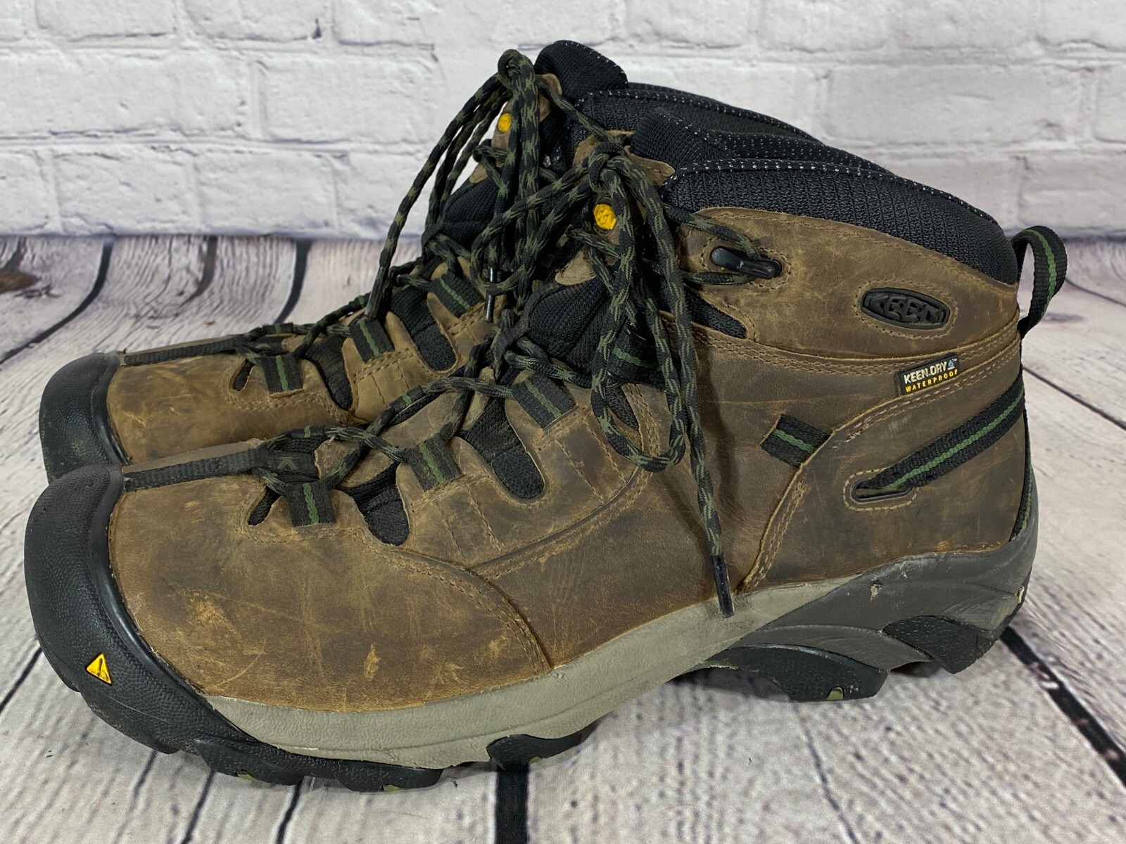 KEEN Detroit MID Steel Toe Waterproof 