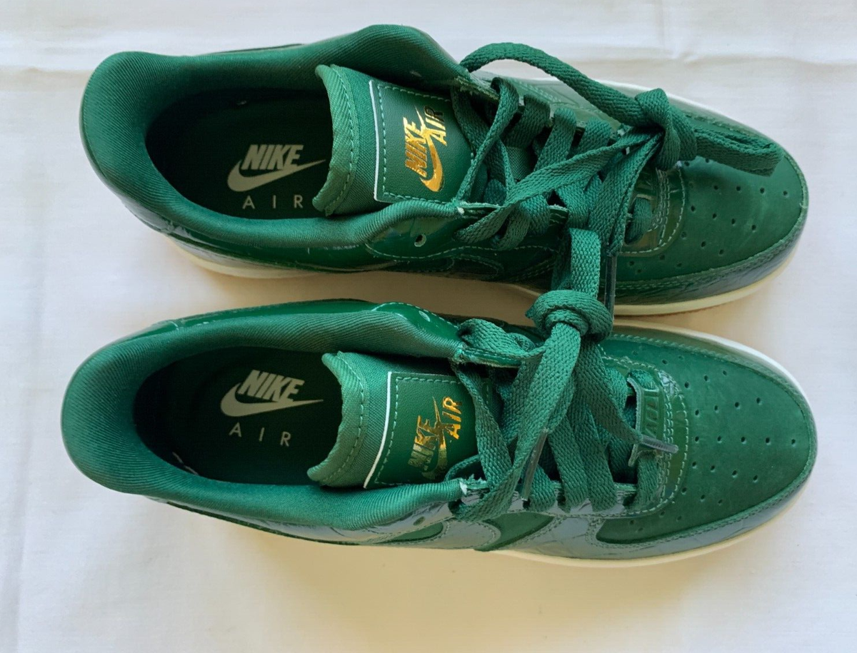 人気話題！Nike Wmns Air Force 1 07 LXX Sail Mystic Green Nike WMNS Air Force 1 07 LXX Sail Mystic Green - Sep 2021