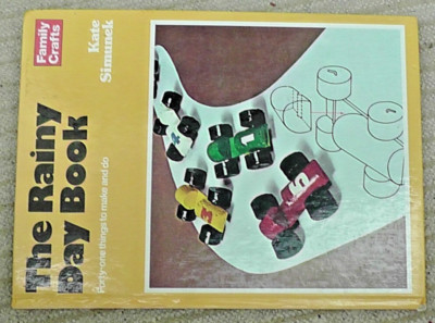 The Rainy Day Book: Forty-one Things to Make and Do (Family Crafts)