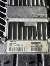 S126074108 B Siemens VDO SID304 8200847131 Engine ECU Module