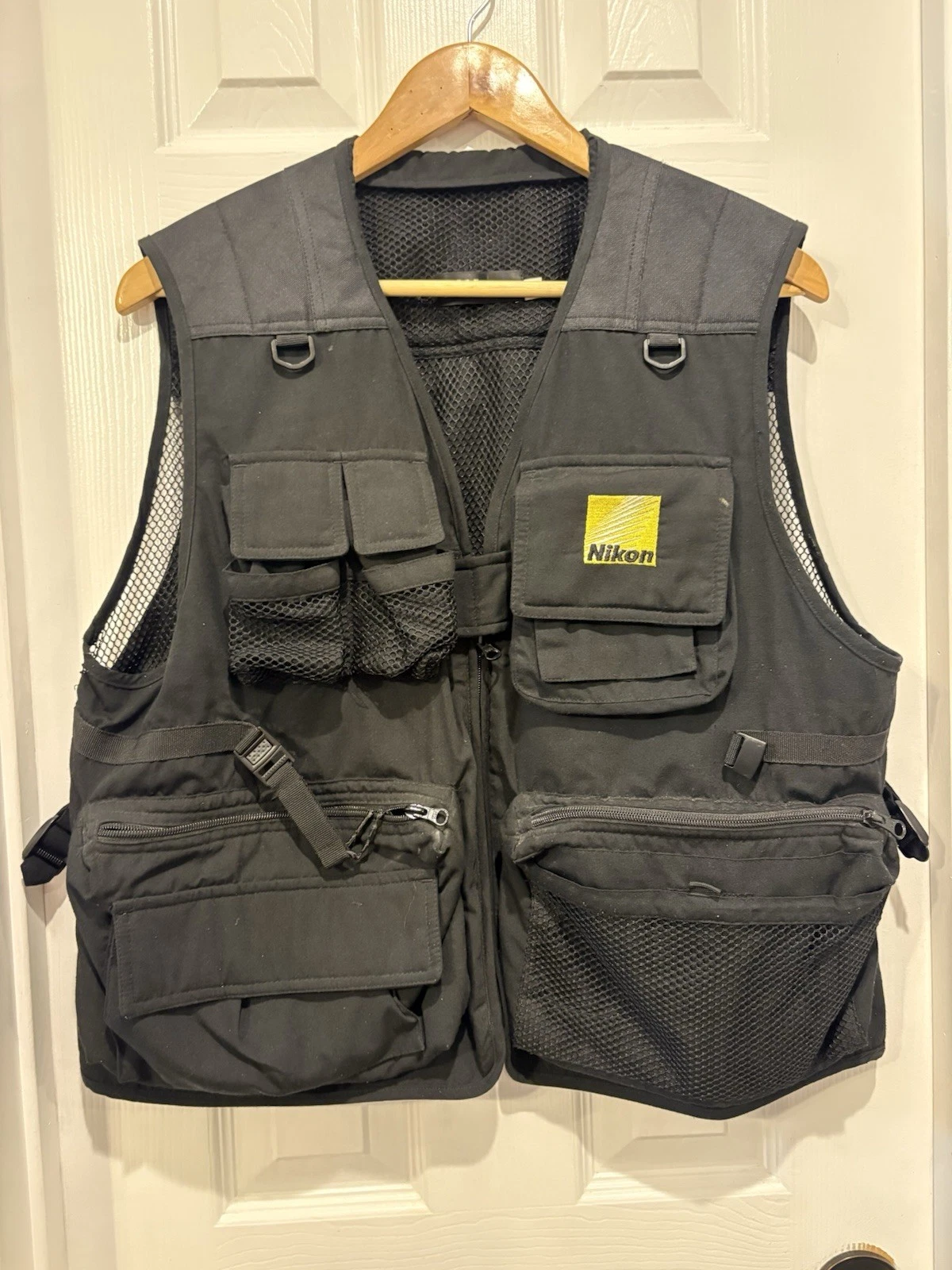 Vintage Nikon Professional Photographer Utility Vest Multi Pocket Size L