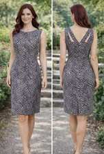 Tahari Levine Dress 12 Navy Blue Cream Cut Out Back Section Sheath Sleeveless
