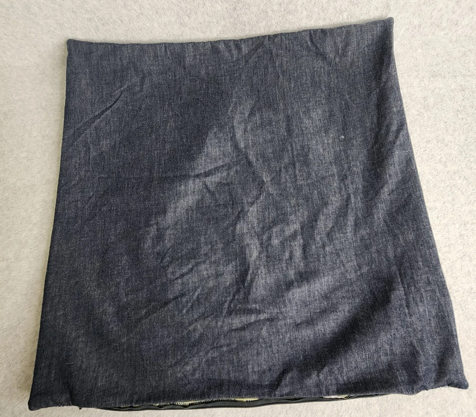 Pottery Barn Pillow Sham Quilted Size 22x22 Quilted Paisley Blue Stonewash - Image 4 of 4