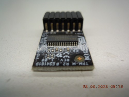 Módulo de plataforma confiable de seguridad ASUS TPM-M R2.0 14,1 pines LPC E241819 Rev 1,00 - Imagen 5 de 10