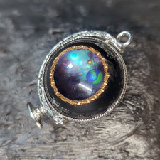 [UV resin] Spins around! Space ball globe keychain