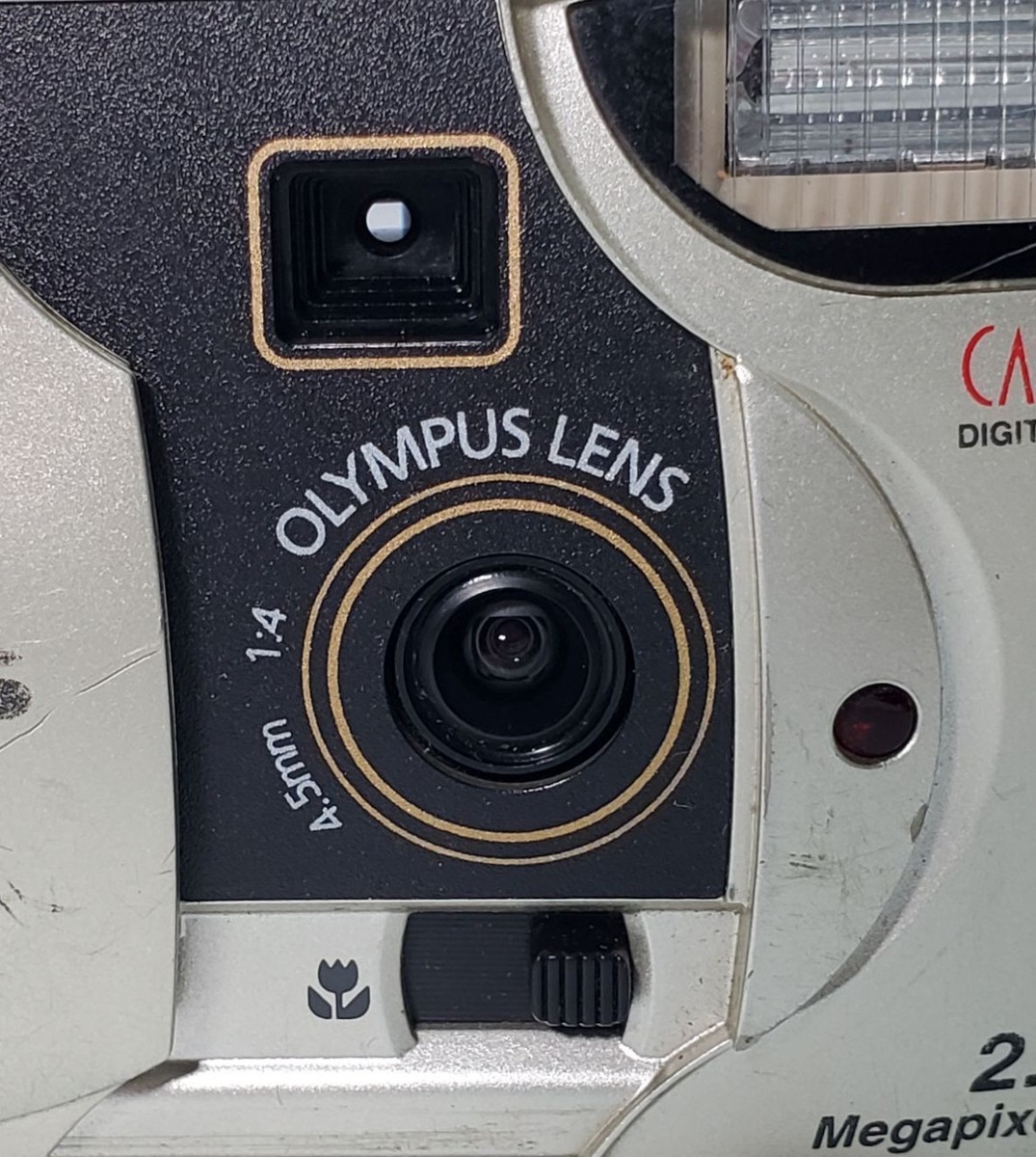 Olympus Camedia D-380 2MP Digital Camera 5X Zoom W/ 8 MB