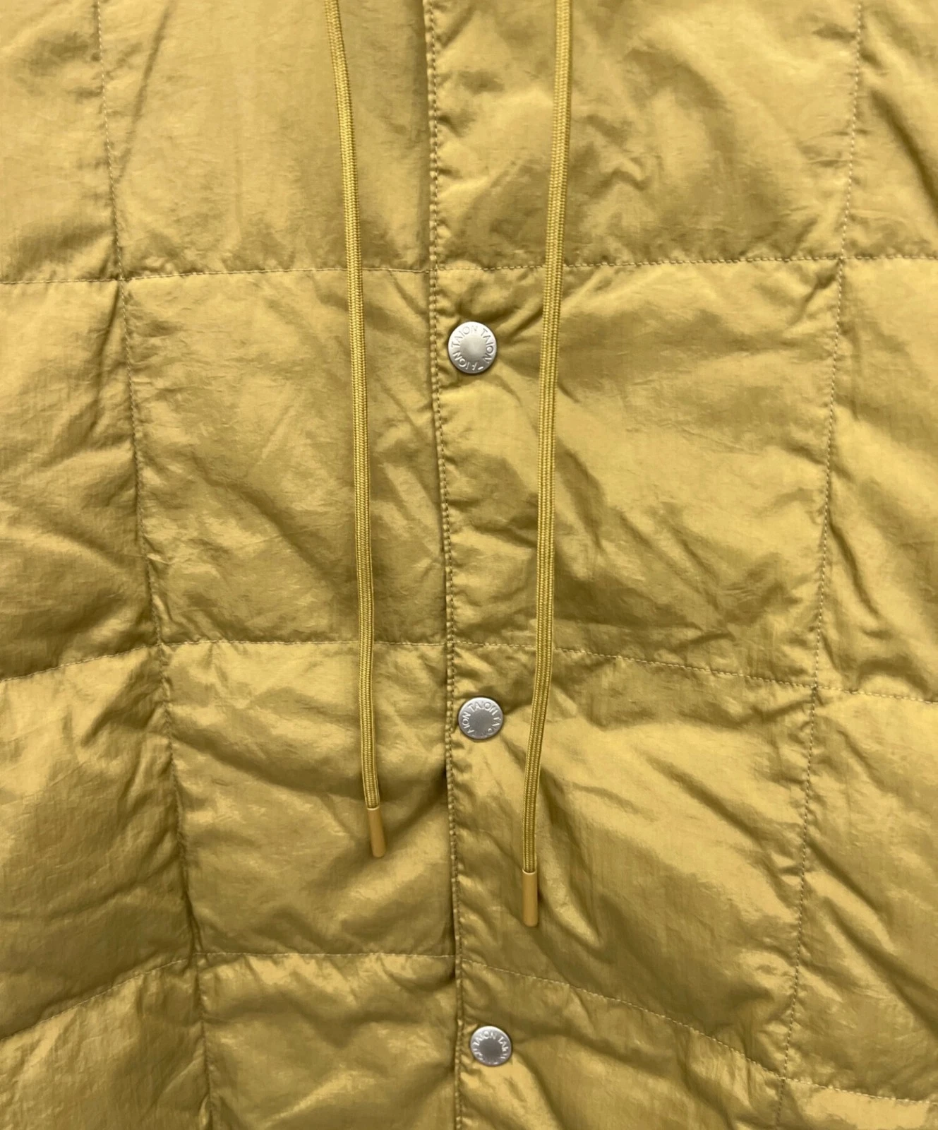 TAION Down Jacket Men's Size 3XL Beige - product detail image 9