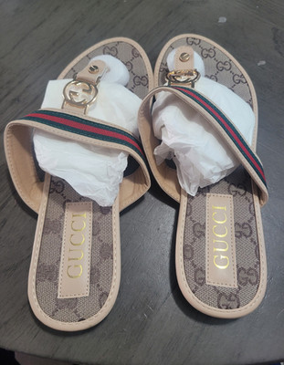 Gucci Women's GG Logo Slide Sandals Slip On Beige Leather US 11 EU 42