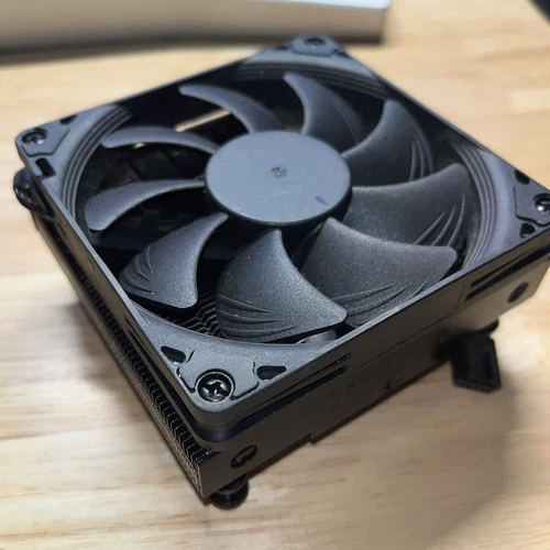 Noctua NH-L9i-17xx 92mm CPU Fan with Heatsink - chromax.black - Used