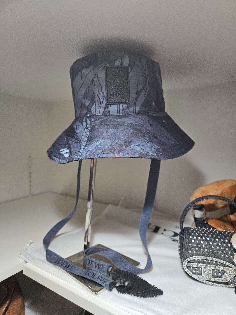 Picture 2 of 6