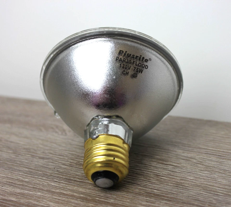 (x3) PLUSRITE 75w PAR30/FL FLOOD LAMP BULB - 130v  *NEW OPEN BOX* Bright White - Image 2 of 4