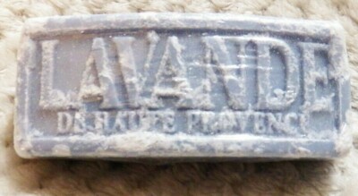 L'Occitane Lavande De Haute Provence Perfumed Soap 2.6 oz.  Sealed