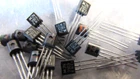 2N3903 GENUINE Motorola NPN Transistor Vintage Color Coded TO-92, 12pcs SHIP USA