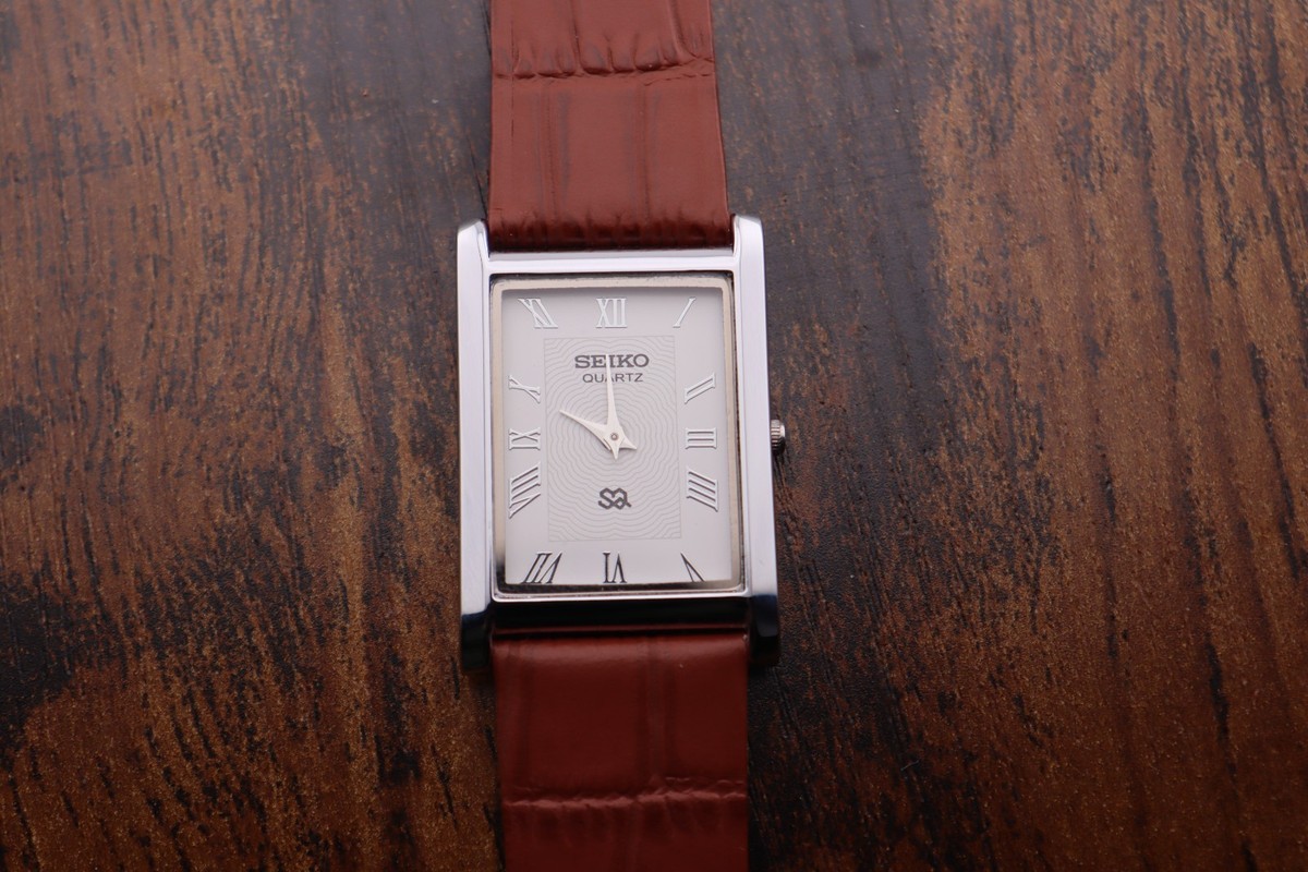 vintage Seiko Slim Tank Quartz Men White Dial Light Brown 