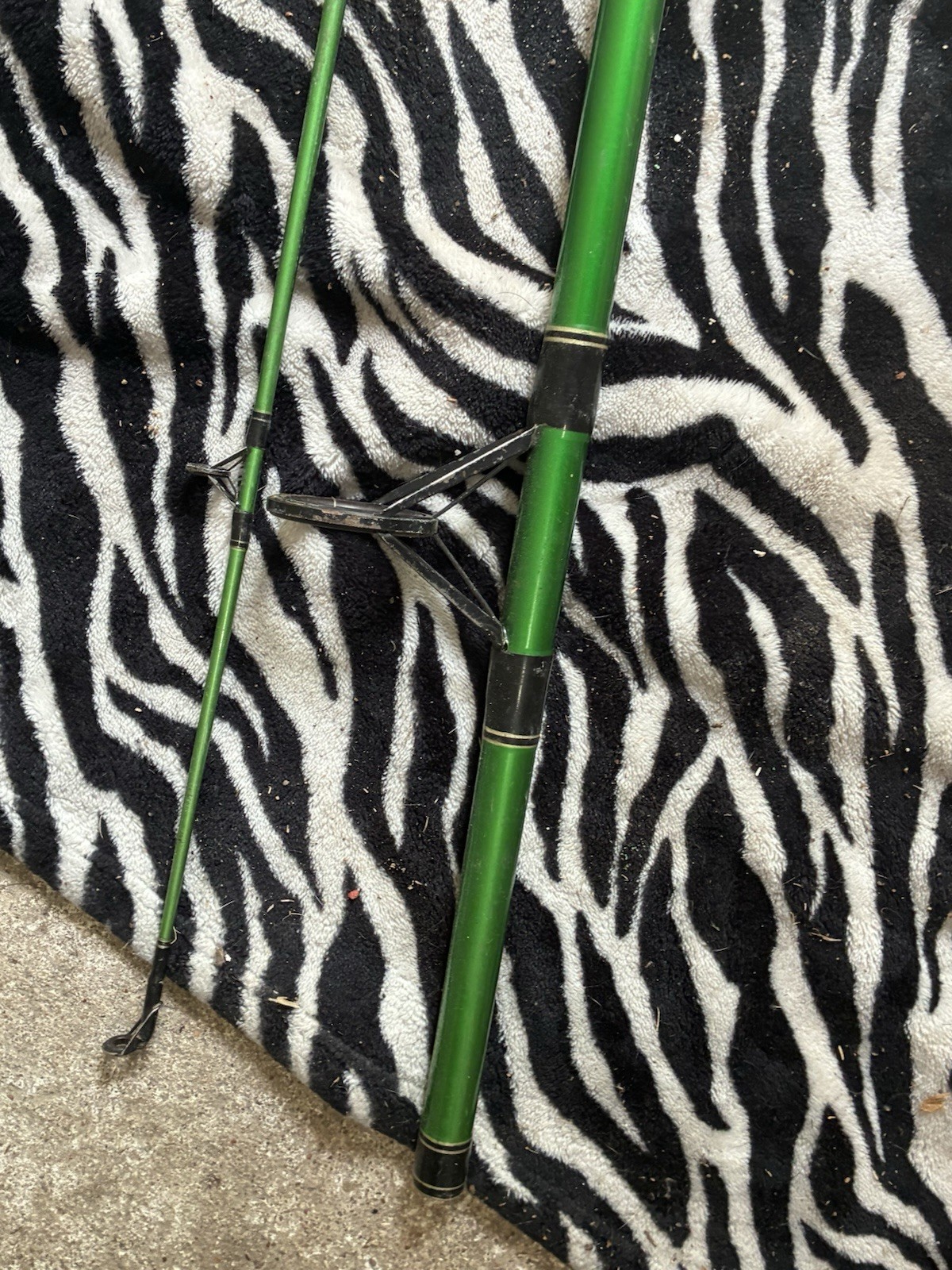 Penn 3210 TG Graphite Composite 9 ft Green Fishing Rod 15-25