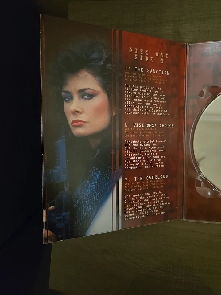 V the Complete TV Series - Image 4 of 4