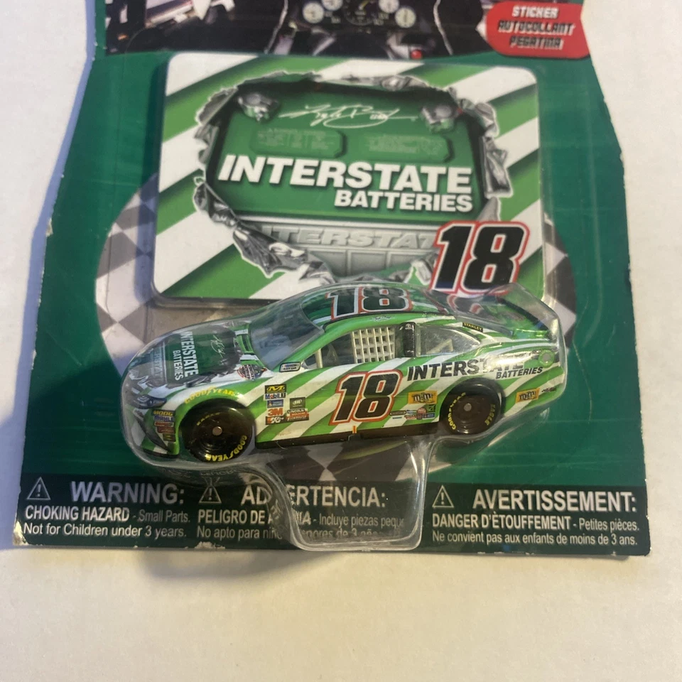 2017 Kyle Busch #18 Interstate Batteries 1:64 Diecast Nascar Authentics Wave 10 - Image 2 of 3
