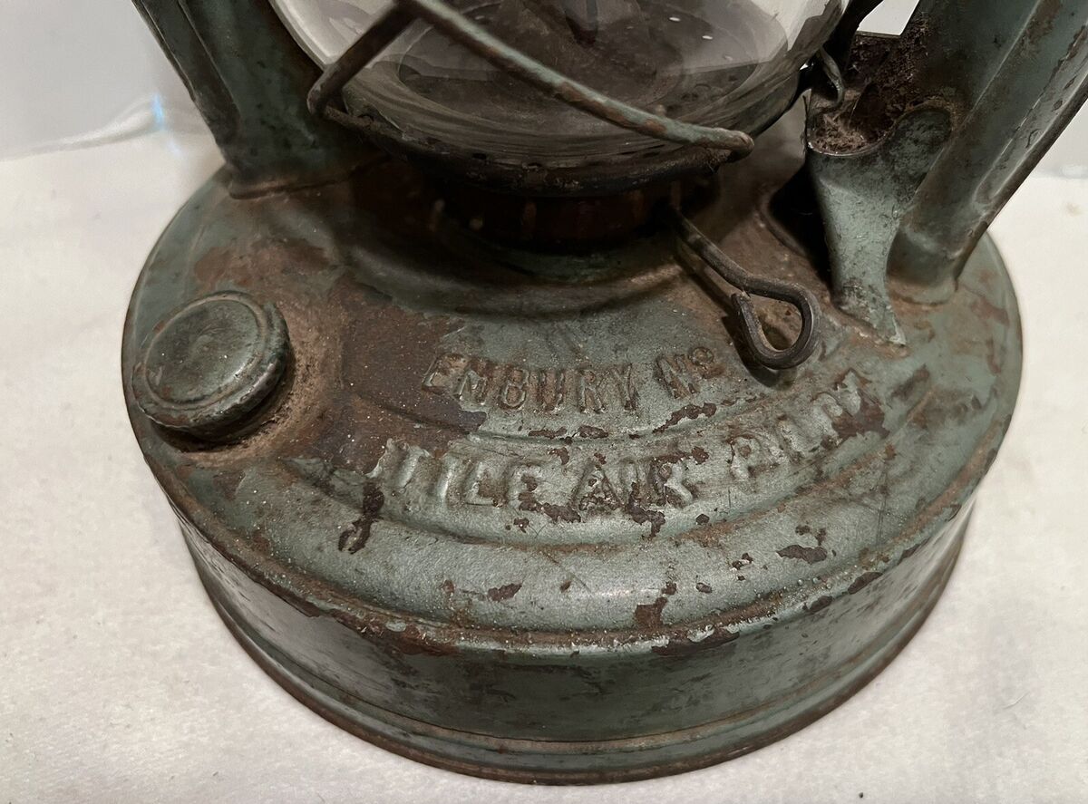 Vtg Embury No350 Little Air Pilot Kerosene Railroad Lantern Vtg Embury No350 Little Air Pilot Kerosene Railroad Lantern