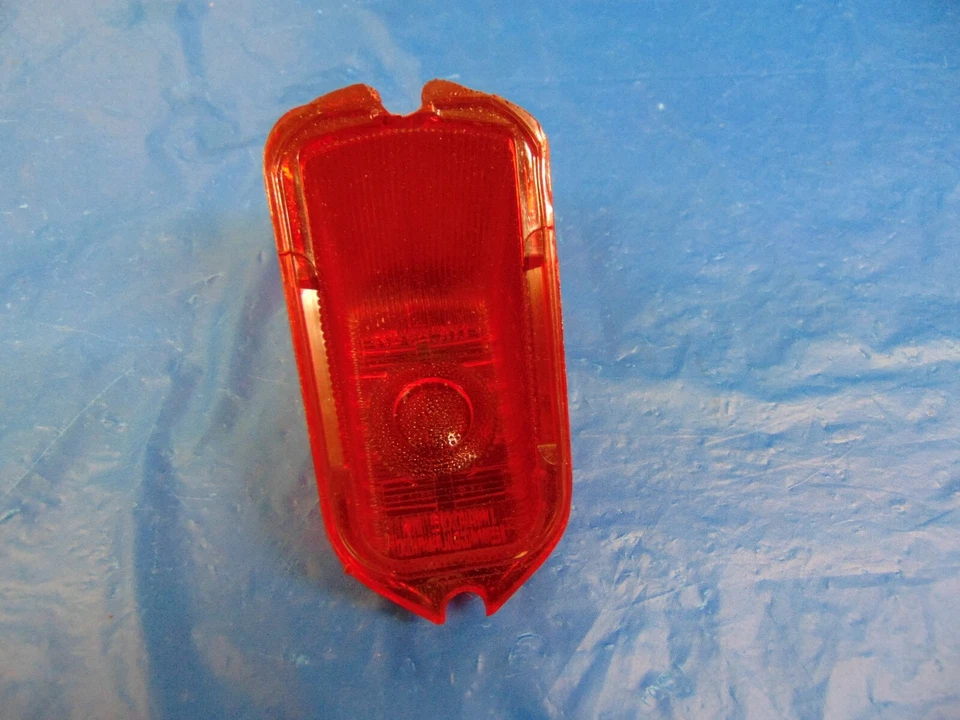 AUSTIN A40 A70 MG MIDGET WOLSELEY 6/90 REAR LAMP LENS LUCAS 572239 N0S — 第 3/3 张图片